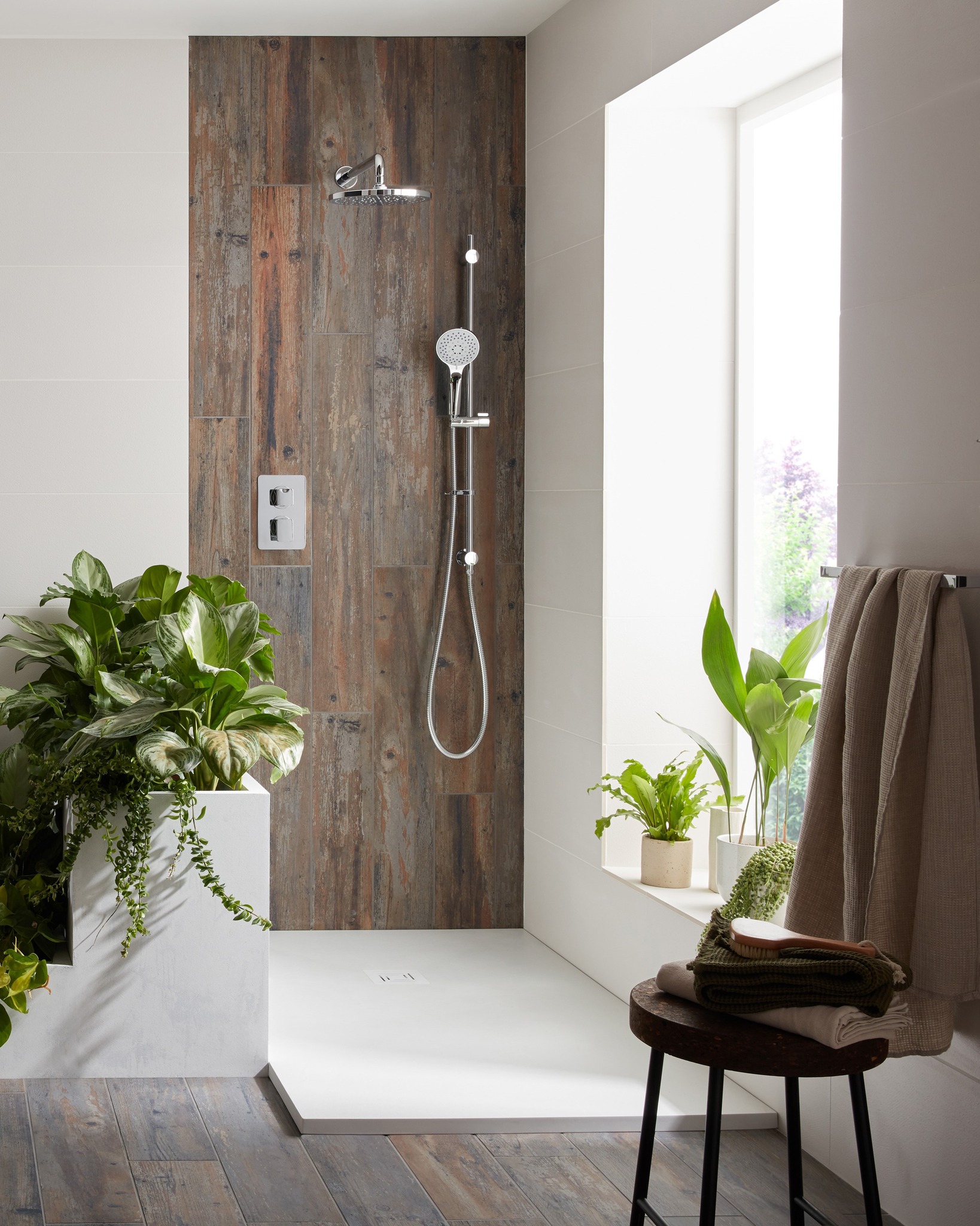 VADO's water-saving ‘Atmosphere’ shower